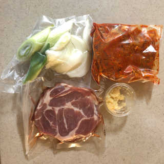 땡땡쿡 더실비김치찌개 2인분 710g 라면사리 포함 — 4점을 준 리뷰어가 2020년 2월 올린 사용 사진