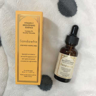 [스킨큐어] 산다화 비타민C 화이트닝 에센스 30ml — 4점을 준 리뷰어가 2020년 3월 올린 사용 사진