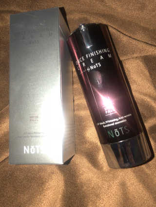 낫츠 NoTS ​​Once Finishing Cream SPF 30 PA ++ — 5점을 준 리뷰어가 2018년 4월 올린 사용 사진