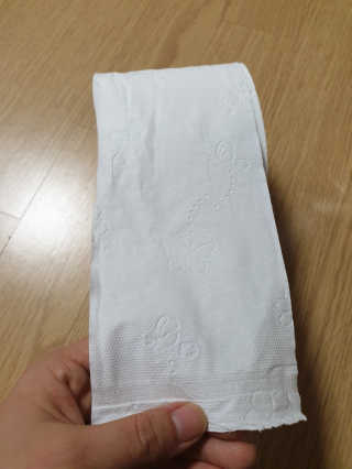 잘풀리는집 부드러운 모이스처 3겹 화장지 30롤 — 5점을 준 리뷰어가 2019년 9월 올린 사용 사진