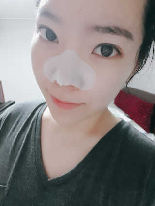 오리지널 미팩토리 3단 돼지코팩 5매입 X 2 — 5점을 준 리뷰어가 2018년 7월 올린 사용 사진