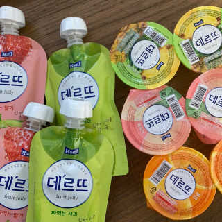 데르뜨 떠먹는 과일 3종, 짜먹는 과일 2종 총 10개 체험 — 4점을 준 리뷰어가 2020년 3월 올린 사용 사진