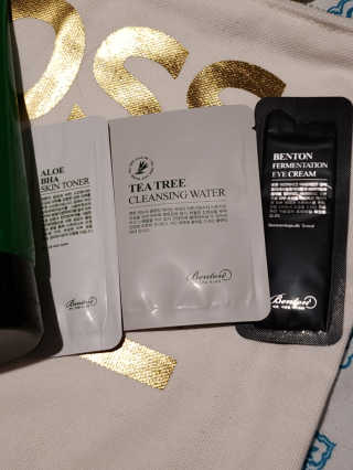 벤튼 알로에 프로 폴리스 수딩 젤 100ml — 5점을 준 리뷰어가 2018년 9월 올린 사용 사진