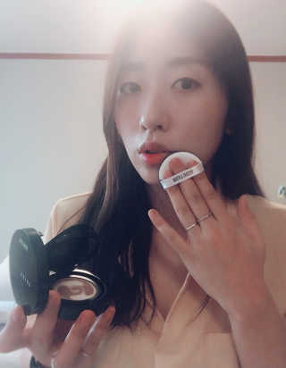 밀키드레스 트릴베이지 커피쿠션 — 3.5점을 준 리뷰어가 2016년 9월 올린 사용 사진