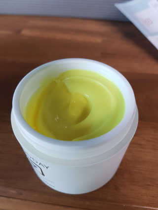 GoodDay Skincare GoodDay 강황크림 50g — 4.5점을 준 리뷰어가 2020년 2월 올린 사용 사진