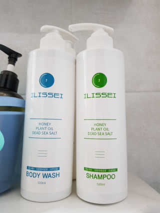 일리세이 허니 샴푸 500ml + 허니 바디워시 500ml 세트 — 4점을 준 리뷰어가 2020년 4월 올린 사용 사진