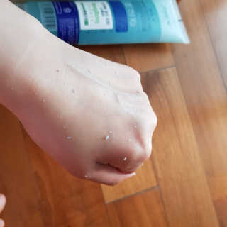 줌마들도 인정한 샤카트 페이스앤바디 필링젤 310ml — 4.33점을 준 리뷰어가 2018년 4월 올린 사용 사진