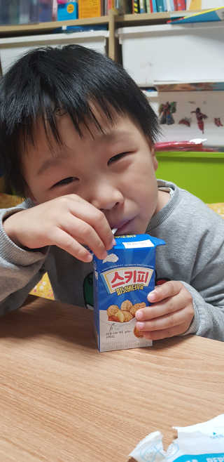 스키피피넛우유 스키피 피넛버터우유 — 5점을 준 리뷰어가 2019년 11월 올린 사용 사진