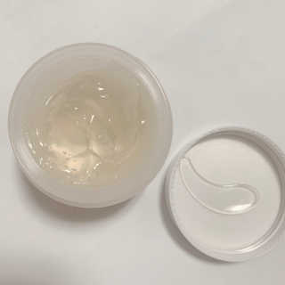여름엔 이거 없으면 안돼 [버진팜스 푸딩수딩 크림] — 5점을 준 리뷰어가 2019년 9월 올린 사용 사진