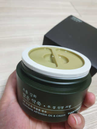 토니모리 프롬 강화 맑은 약쑥 두 겹 진정 크림 — 5점을 준 리뷰어가 2019년 9월 올린 사용 사진