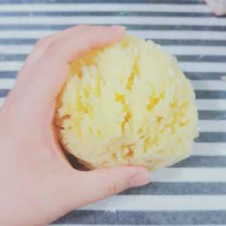 룰라러브 모공관리 끝 지중해산 천연해면 바디스펀지 — 4.67점을 준 리뷰어가 2018년 4월 올린 사용 사진