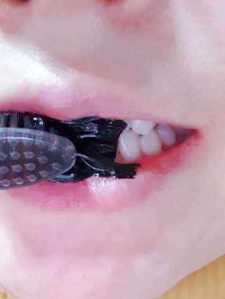the naked object 디블랙팩치약 디블랙칫솔 세트 — 5점을 준 리뷰어가 2020년 1월 올린 사용 사진