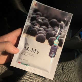 [하이헬스] 원물맛이 그대로~ 참진한 아로니아즙 30포 — 5점을 준 리뷰어가 2019년 12월 올린 사용 사진