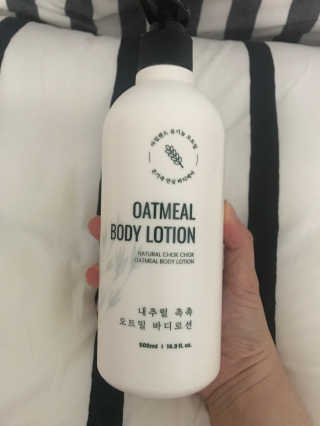 (주)에네스티 내추럴 촉촉  오트밀 바디로션 500ml — 5점을 준 리뷰어가 2019년 9월 올린 사용 사진