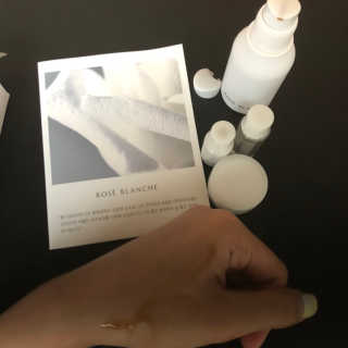 ROSE BLANCHE 로제블랑쉐 인텐시브 수딩 세럼 — 5점을 준 리뷰어가 2019년 7월 올린 사용 사진