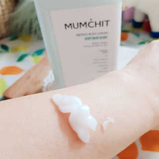 멈칫(MUMCHIT) 멜팅 바디로션 — 3.17점을 준 리뷰어가 2018년 12월 올린 사용 사진