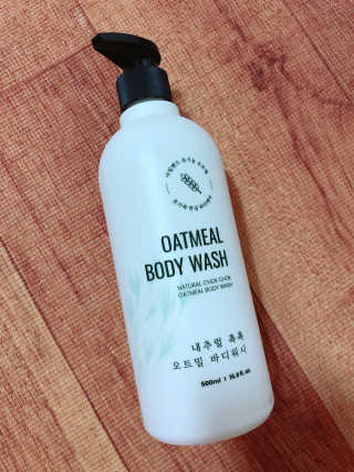 (주)에네스티 내추럴 촉촉  오트밀 바디워시 500ml — 5점을 준 리뷰어가 2020년 3월 올린 사용 사진
