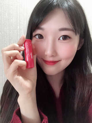 블리스텍스 립 릴리프 크림 립밤, 립 바이브런스 립밤 — 4점을 준 리뷰어가 2018년 11월 올린 사용 사진