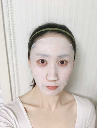 키노닉스 Querencia_Flawless 마스크팩 — 4.5점을 준 리뷰어가 2019년 4월 올린 사용 사진
