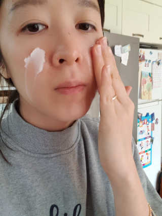 오그도아 수퍼 딥 클렌징 스무디 밤 — 2점을 준 리뷰어가 2020년 2월 올린 사용 사진