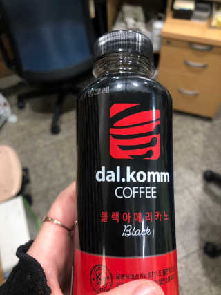 [빙그레] 달콤커피 콜라보 디카페인, 블랙 아메리카노 — 5점을 준 리뷰어가 2019년 1월 올린 사용 사진