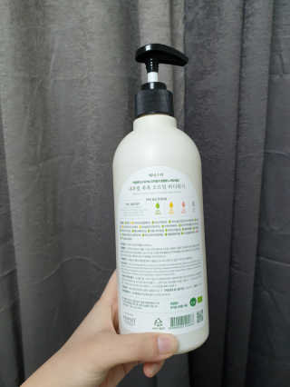 (주)에네스티 내추럴 촉촉  오트밀 바디워시 500ml — 5점을 준 리뷰어가 2020년 3월 올린 사용 사진