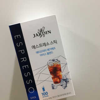 (주)쟈뎅 [쟈뎅] 에스프레소스틱 아이스블렌드 — 4점을 준 리뷰어가 2019년 5월 올린 사용 사진