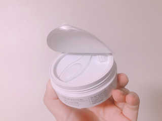 푸츄푸츄 Real repair skin cell premium patch — 5점을 준 리뷰어가 2018년 10월 올린 사용 사진