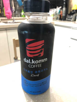 [빙그레] 달콤커피 콜라보 디카페인, 블랙 아메리카노 — 5점을 준 리뷰어가 2019년 1월 올린 사용 사진
