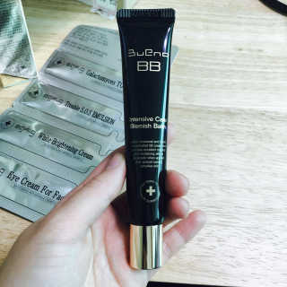 브에노 재생비비크림 — 5점을 준 리뷰어가 2017년 11월 올린 사용 사진