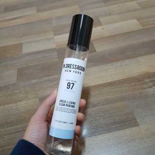 더블유드레스룸 드레스퍼퓸 150ml — 4.67점을 준 리뷰어가 2018년 10월 올린 사용 사진