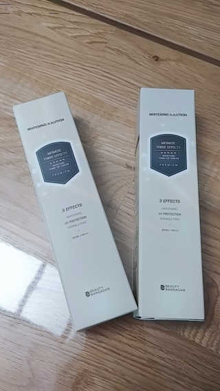 메이메리 쓰리이펙츠 모이스처 톤업크림 50ml — 4점을 준 리뷰어가 2020년 1월 올린 사용 사진