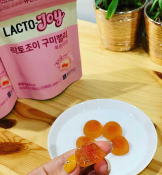 락토조이 구미젤리 복숭아맛 — 5점을 준 리뷰어가 2019년 10월 올린 사용 사진
