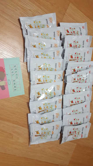 착즙하는 남자 햇살담은 명품 사과즙10포 배도라지즙 10포 — 5점을 준 리뷰어가 2018년 9월 올린 사용 사진