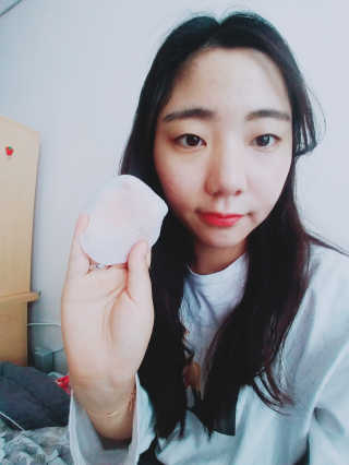 나이팅게일 데일리 더마 클렌징패드 마일드 — 4.33점을 준 리뷰어가 2018년 9월 올린 사용 사진