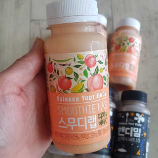 [풀무원] 핸디밀 블랙비타D + 스무디랩 피치비타C — 5점을 준 리뷰어가 2019년 8월 올린 사용 사진