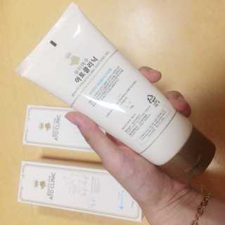 뷰티여우_아토클리닉 [아토클리닉] 아기들이 쓰는 보습, 진정 수딩젤 2개 — 5점을 준 리뷰어가 2019년 7월 올린 사용 사진