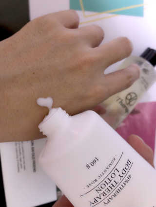 포피엠테라피 바디테라피 워시, 로션 로맨틱로즈 set — 4점을 준 리뷰어가 2019년 6월 올린 사용 사진