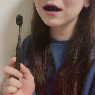 the naked object 디블랙팩치약 디블랙칫솔 세트 — 5점을 준 리뷰어가 2019년 1월 올린 사용 사진