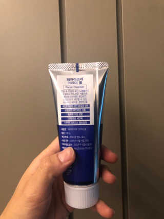 페어아크네 크리미폼 페어아크네 크리미 폼 — 5점을 준 리뷰어가 2019년 9월 올린 사용 사진