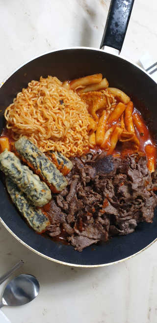 화곡미담 옛날 떡볶이 — 5점을 준 리뷰어가 2020년 1월 올린 사용 사진