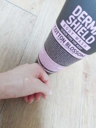 어파티 더마실드 바디워시 코튼블러썸 300ml — 4.67점을 준 리뷰어가 2018년 7월 올린 사용 사진