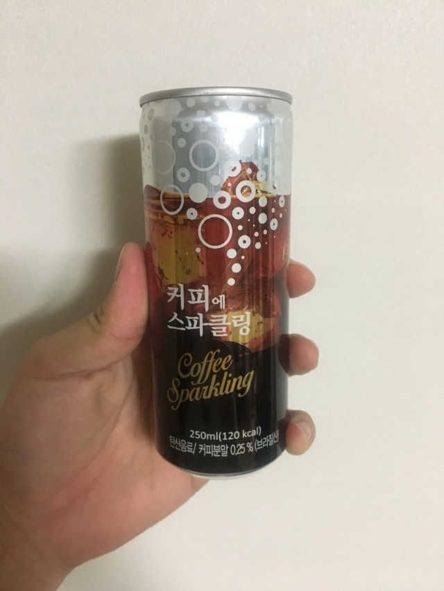 커피에 스파클링 리뷰 사진