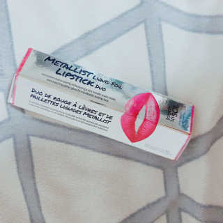 터치인솔 로맨틱에디션 메탈리스트 립스틱 — 3.33점을 준 리뷰어가 2018년 9월 올린 사용 사진