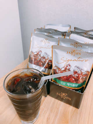 (주)쟈뎅 쟈뎅 시그니처 블랙, 헤이즐넛 230ml — 4점을 준 리뷰어가 2018년 7월 올린 사용 사진
