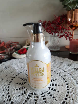 바디홀릭 인샤워 바디퍼퓸 옐로우포션 250ML — 4.5점을 준 리뷰어가 2019년 4월 올린 사용 사진