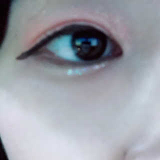 [블랙루즈] 펄블리 아이 글리터 4종 중 택 1 — 4.5점을 준 리뷰어가 2019년 8월 올린 사용 사진