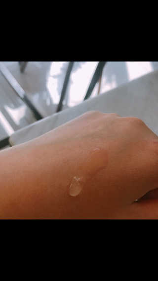 키노닉스 펀더멘탈 하이드레이팅 앰플 부스터 — 4.5점을 준 리뷰어가 2019년 4월 올린 사용 사진