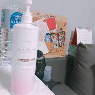 아쿠아큐링 아쿠아S링 퓨어리프레싱 헤어케어 500ml — 4.83점을 준 리뷰어가 2018년 7월 올린 사용 사진