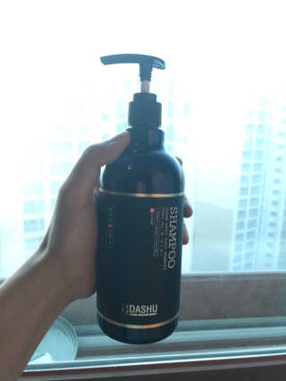 다슈코리아 다슈 데일리 한방 두피 골드 샴푸 500ml — 5점을 준 리뷰어가 2017년 5월 올린 사용 사진